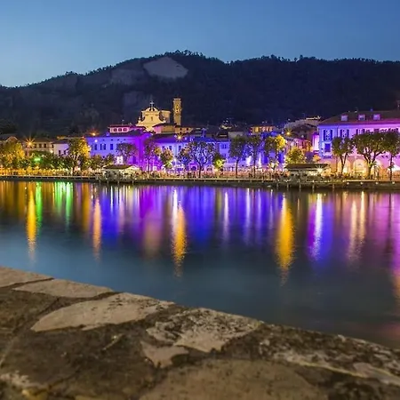 Apartment Swan Lake-nido D'amore Sul Lungolago Sarnico