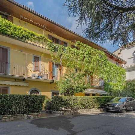 Swan Lake-nido D'amore Sul Lungolago Apartment *